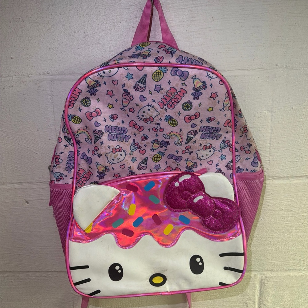 Kids Sanrio Hello Kitty & Friends Hello Kitty Cupcake Backpack